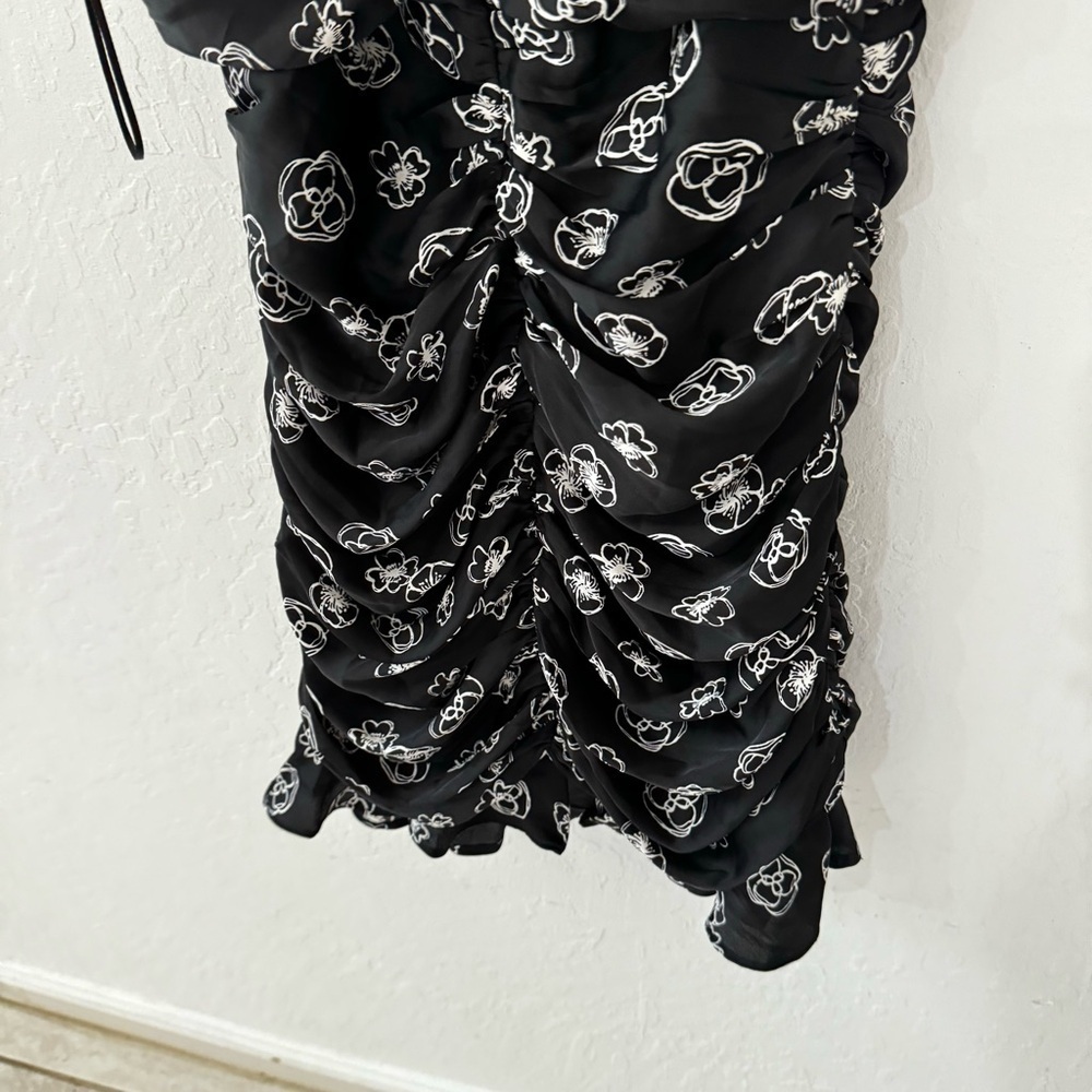 Lush Black White Floral Print Cami Ruched Flutter Mini Dress S - Picture 9 of 12